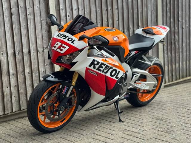 2017 Honda CBR 1000 RR FIREBLADE 2017 (17) REPSOL REP SUPER SUPER SPORT