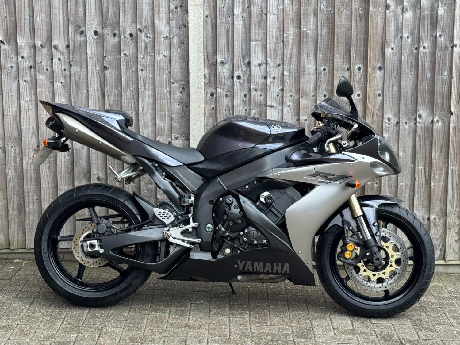 2004 Yamaha YZF