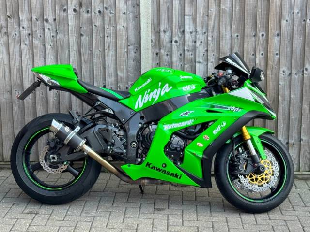 Kawasaki Ninja ZX10R GEN4 2011 (61) SUPER SPORT + DELKAVIC SYSTEM SUPER SPORT Petrol Green