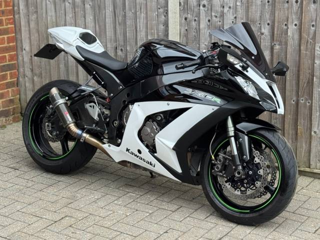 2012 Kawasaki Ninja ZX10R GEN4 2012 (12) SUPER SPORT + SCORPION EXHAUST