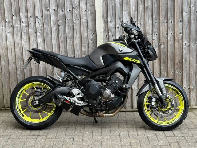 Yamaha MT-09 ABS 2018 (18) + 10,500 MILES + FULL BLACK WIDOW + REMAP SPORT Petrol Grey