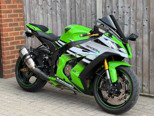 2016 Kawasaki Ninja ZX10R GEN 4 2014 (63) ANNIVERSARY EDITION SUPER SPORT + 12,800 ML