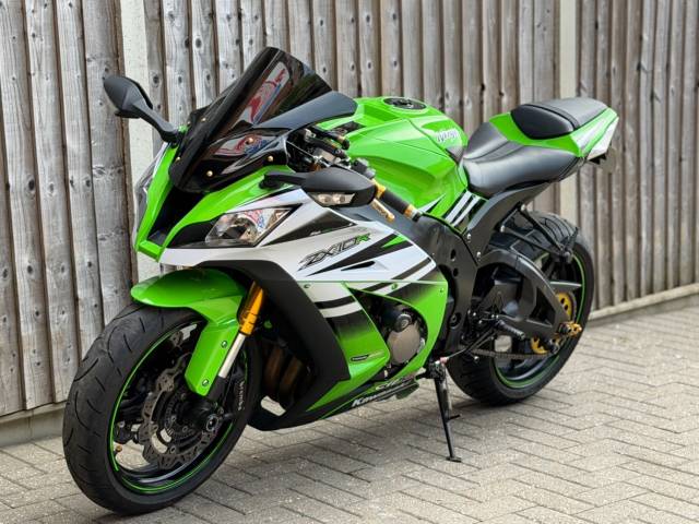 2016 Kawasaki Ninja ZX10R GEN 4 2014 (63) ANNIVERSARY EDITION SUPER SPORT + 12,800 ML
