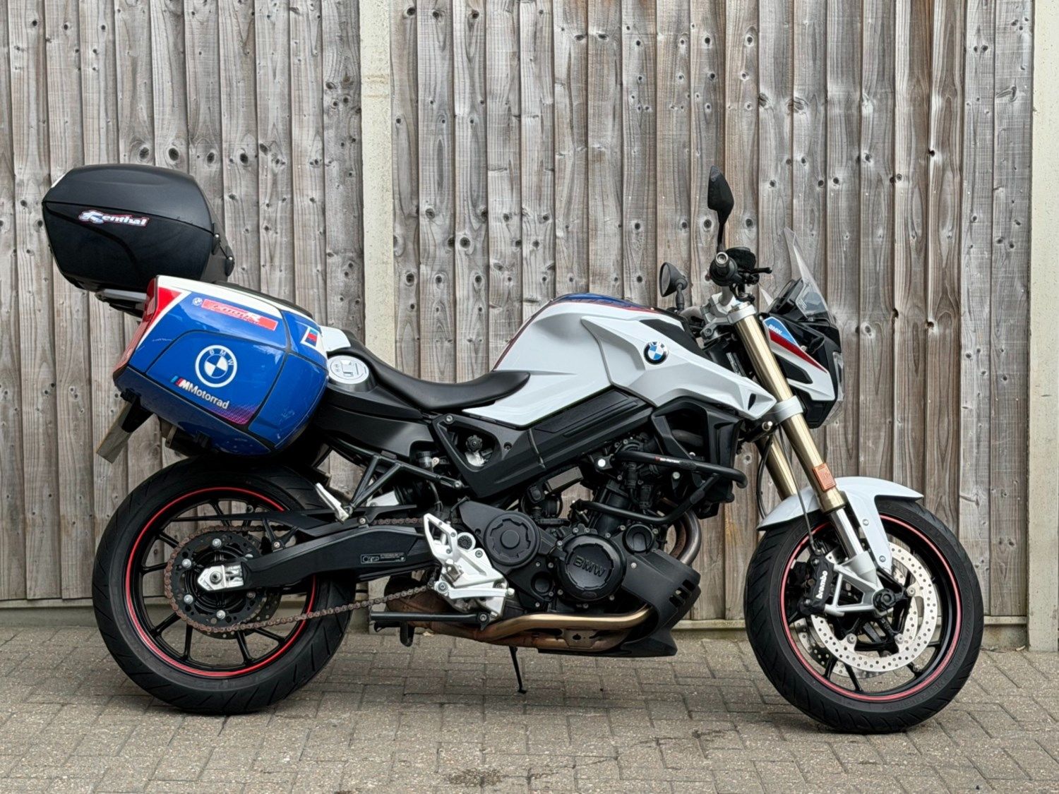 2019 BMW F800