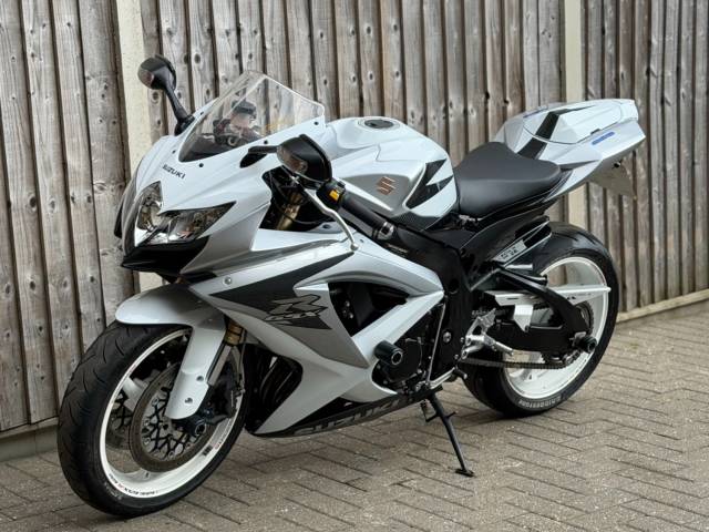 2008 Suzuki Gsx-r 600 K8 2008 (08) SUPER SPORT + YOSHIMURA