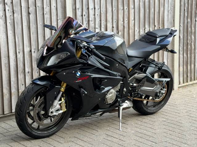2010 BMW S1000 RR 2010 (10) SUPER SPORT + 17,000 MILES