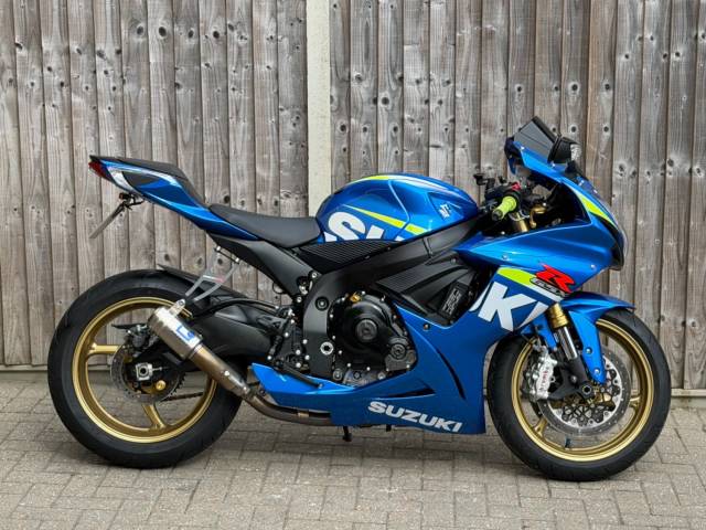 Suzuki Gsx-r 750 L5 2015 (15) SUPER SPORT + MOTO GP EDITION + RACE FIT FULL SYSTM SUPER SPORT Petrol Blue