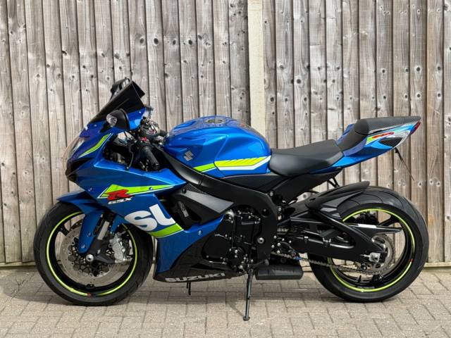 2018 Suzuki Gsx-r 600 L7 2018 (18) SUPER SPORT + MOTO GP EDITION + 8,700 MILES