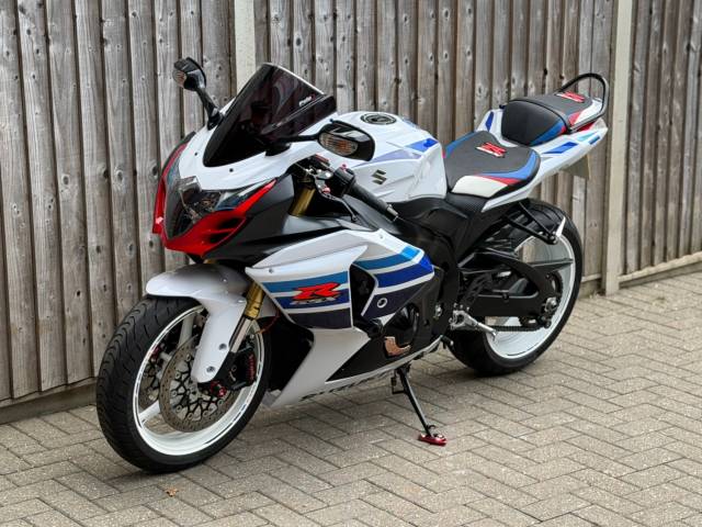 2013 Suzuki Gsx-r 1000 ZL3 2013 (13) ONE MILLION COMMEMORATIVE EDITION SUPER SPORT