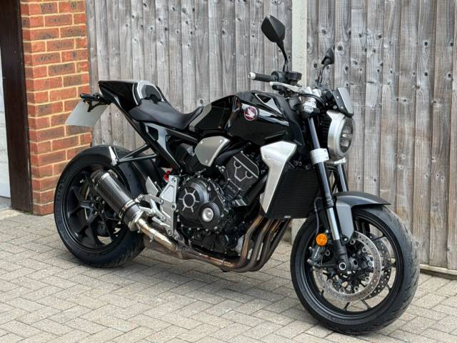 2018 Honda CB 1000R PLUS MODEL 2018 (68) + ONLY 6,700 MILES FROM NEW + GREAT EXAMPLE