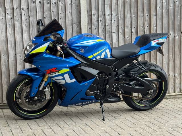 2015 Suzuki Gsx-r 750 L5 2015 (15) MOTO GP EDITION SUPER SPORT + 10,500 MILES