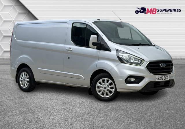 Ford Transit Custom LIMITED 2.0 TDCI 2019 (19) L1 SWB PANEL VAN + NEW WET BELT PANEL VAN Diesel Silver