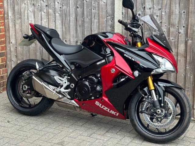 2016 Suzuki Gsx-s 1000F ABS 2016 (16) SPORT TOURER + ONLY 5,600 MILES