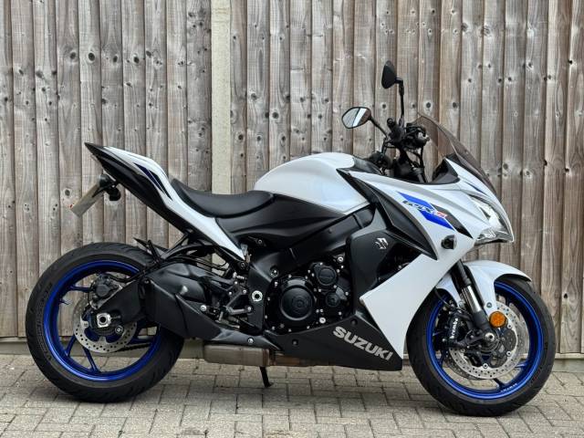 Suzuki Gsx-s 1000F ZAMO ABS 2021 (21) SPORT TOURER + 8,881 MILES FROM NEW SPORT Petrol White