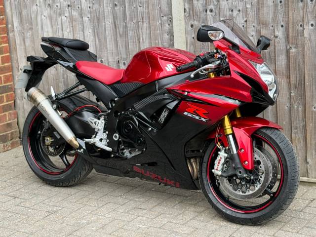 2014 Suzuki Gsx-r 750 ZL4 EDITION 2014 (64) SUPER SPORT + LAST OWNER HAD FOR 9 YEARS
