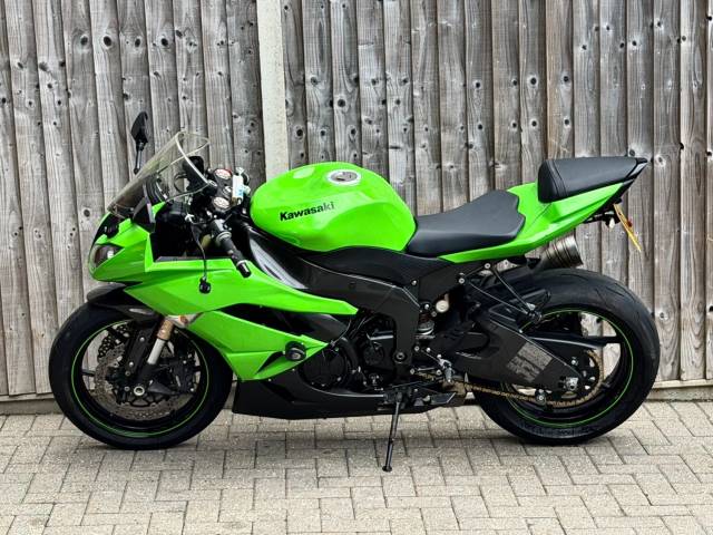2009 Kawasaki Ninja ZX6R 2009 (09) SUPER SPORT + 16,600 MILES