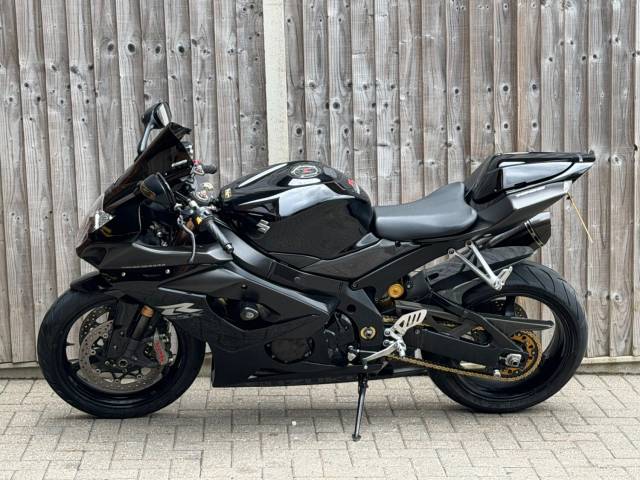 2005 Suzuki Gsx-r 1000 K5 STEALTH EDITION 2005 (05) SUPER SPORT + HUGE SPEC