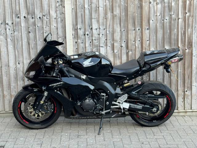 2006 Honda CBR 1000 RR FIREBLADE 2006 (06) SUPER SPORT + YOSHIMURA