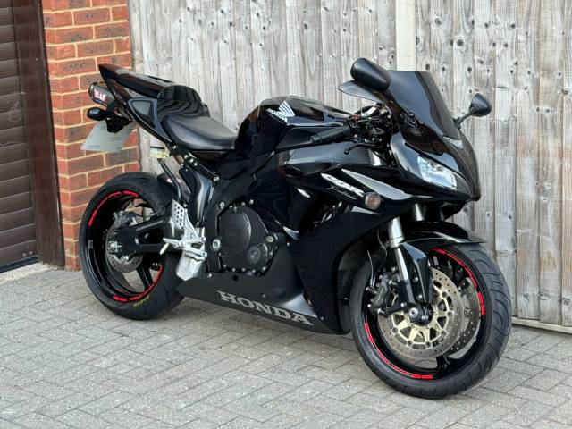 2006 Honda CBR 1000 RR FIREBLADE 2006 (06) SUPER SPORT + YOSHIMURA