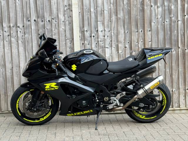2008 Suzuki Gsx-r 1000 K8 2008 (58) SUPER SPORT + TWIN ARROW EXHAUST