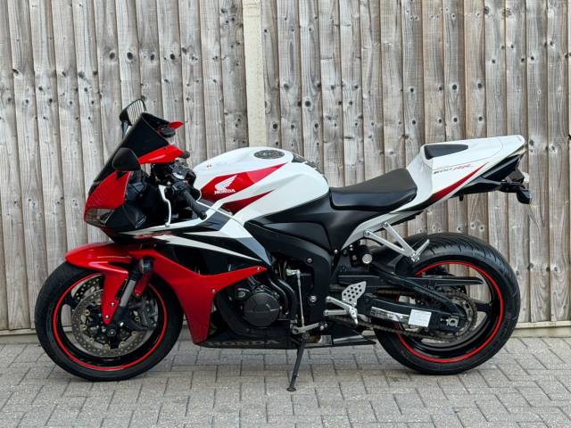 2008 Honda CBR 600 RR 2008 (08) SUPER SPORT + LAST OWNER HAD THIS 8 YEARS + LOW MILES