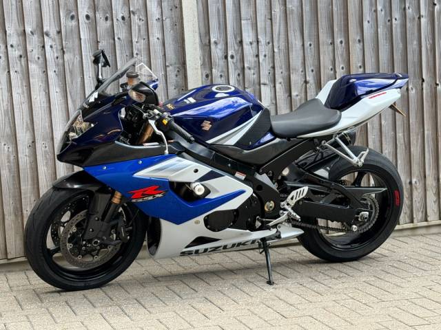 2005 Suzuki Gsx-r 1000 K5 2005 (05) SUPER SPORT + 13,600 MILES
