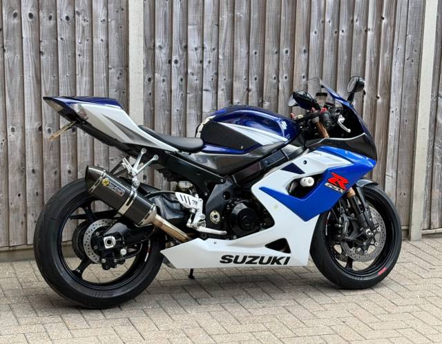 2005 Suzuki Gsx-r 1000 K5 2005 (05) SUPER SPORT + 13,600 MILES