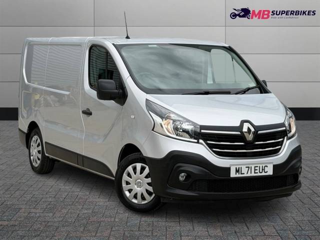 Renault Trafic 2.0 DCI BUSINESS+ 2021 (71) SWB PANEL VAN + 30,000 MILES + AIRCON PANEL VAN Diesel Silver