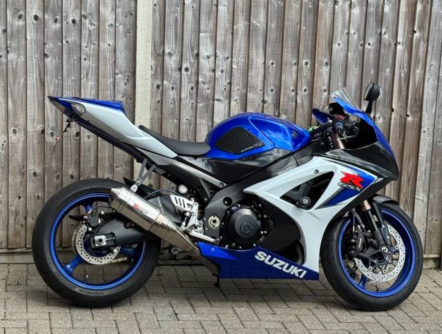 2020 Suzuki Gsx-r 1000 K7 2008 (57) SUPER SPORT + CARBON + HEAD TURNER
