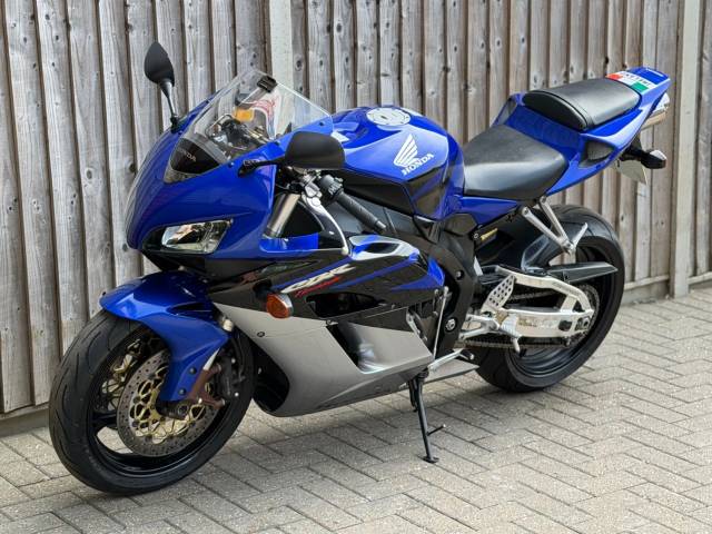 2005 Honda CBR 1000 RR FIREBLADE 2005 (55) SUPER SPORT + SCORPION