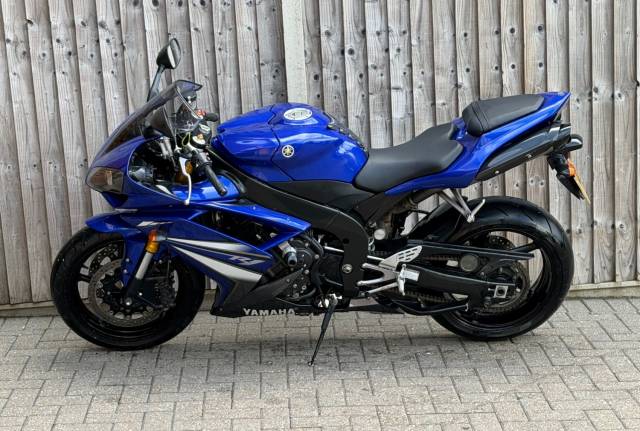 2007 Yamaha YZF R1 2007 (07) SUPER SPORT + 1 OWNER BIKE FROM NEW !!!
