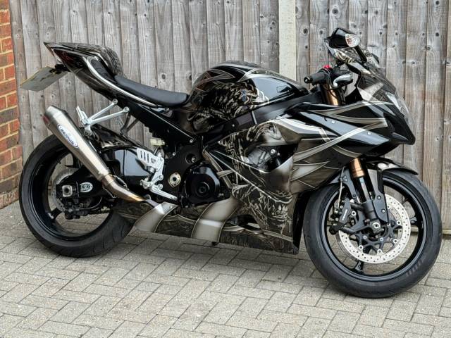 2005 Suzuki Gsx-r 1000 K5 2005 (05) SUPER SPORT + CUSTOM PAINT JOB THROUGHOUT