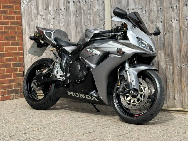 2007 Honda CBR 1000 RR FIREBLADE 2007 (57) SUPER SPORT + LAST OWNER HAD THIS 8 YEARS