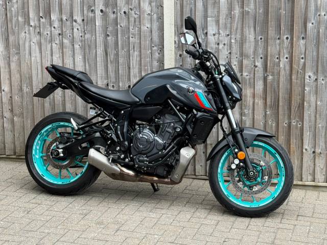 2023 Yamaha MT-07 ABS 2023 (23) + 1 FORMER KEEPER + 5,300 MILES
