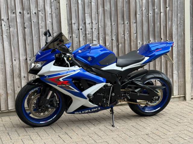 2009 Suzuki Gsx-r 750 K8 2009 (59) SUPER SPORT + YOSHIMURA EXHAUST