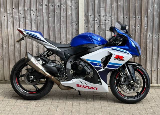 Suzuki Gsx-r 1000 L6 2016 (16) ANNIVERSARY EDITION SUPER SPORT + 9,200 MILES SUPER SPORT Petrol Blue