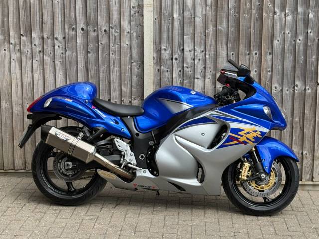Suzuki GSX 1300R ABS AL5 2015 (15) SUPER SPORT + TWIN YOSHIMURA + NICE EXAMPLE SUPER SPORT Petrol Blue