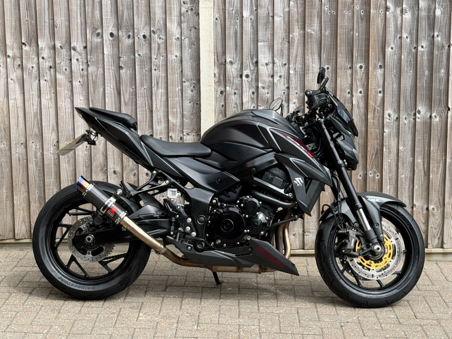 2017 Suzuki Gsx-s