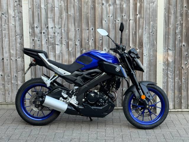 Yamaha Mt 125 ABS 2018 + 7,000 MILES + CLEAN BIKE + LOW MILES & STANDARD SPORT Petrol Blue