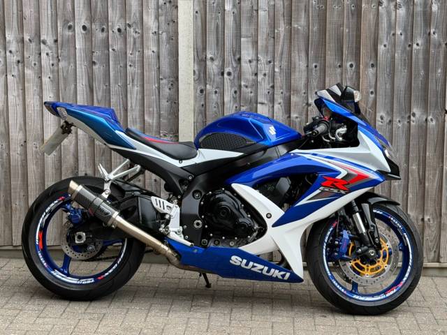 Suzuki Gsx-r 750 K8 2008 (08) SUPER SPORT + 9 SERVICE STAMPS SUPER SPORT Petrol Blue