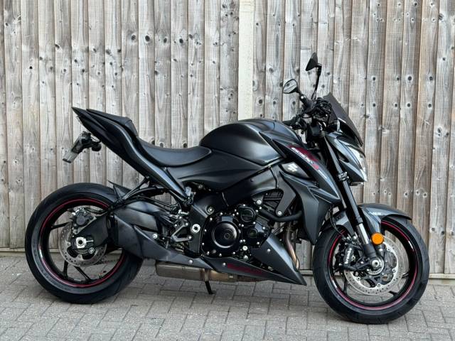 Suzuki Gsx-s 1000 ABS ZAL8 2018 (18) SPORT + PHANTOM EDITION + FULL SERVC HISTORY SUPER SPORT Petrol Black