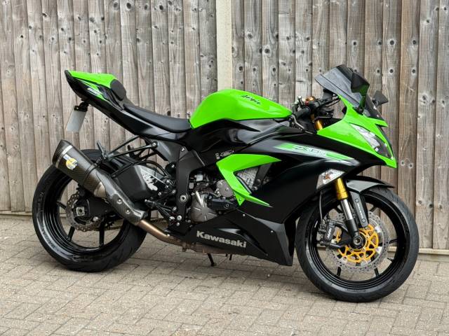 2014 Kawasaki Ninja ZX6R 636 ABS 2014 (14) SUPER SPORT + LEO VINCE SYSTEM