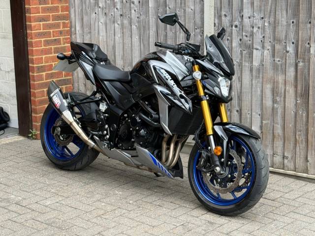 2021 Suzuki Gsx-s 750 AZM1 ABS 2021 (21) + 6,000 MILES + FULL SERVICE HISTORY