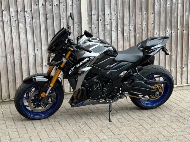 2021 Suzuki Gsx-s 750 AZM1 ABS 2021 (21) + 6,000 MILES + FULL SERVICE HISTORY
