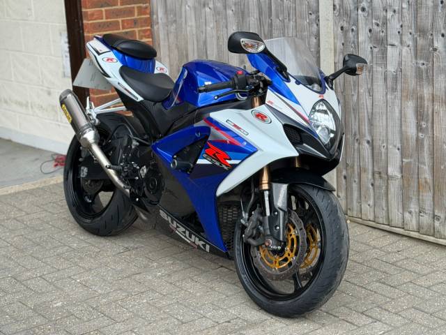 2007 Suzuki Gsx-r 1000 K7 2007 SUPER SPORT + PRIVATE REG K8 GXR + TWIN ARROW SYSTEM