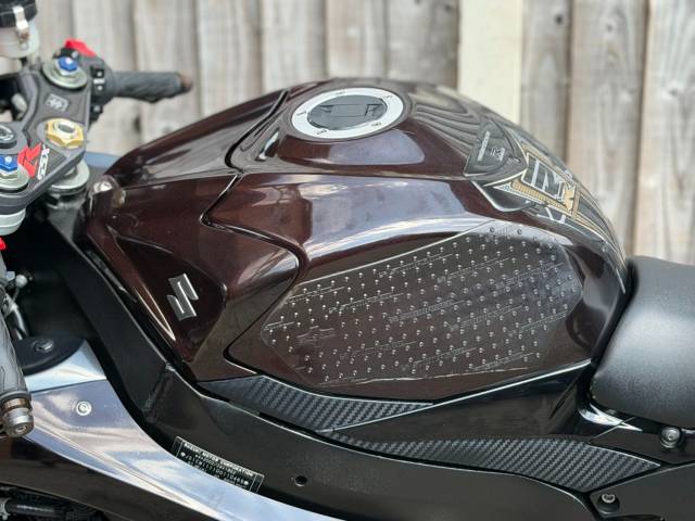 2010 Suzuki Gsx-r 750 L0 2010 (10) SUPER SPORT + COLA BROWN + YOSHIMURA EXHAUST