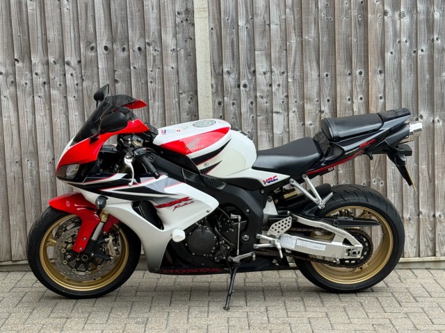 2007 Honda CBR 1000 RR FIREBLADE 2007 (57) HRC EDITION SUPER SPORT + STUNNING EXAMPLE