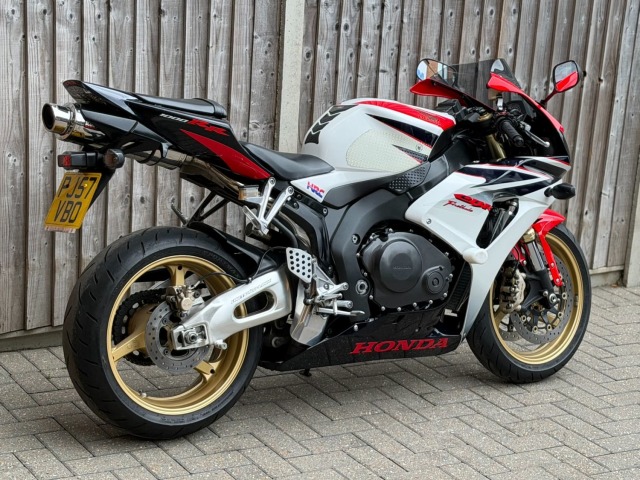 2007 Honda CBR 1000 RR FIREBLADE 2007 (57) HRC EDITION SUPER SPORT + STUNNING EXAMPLE