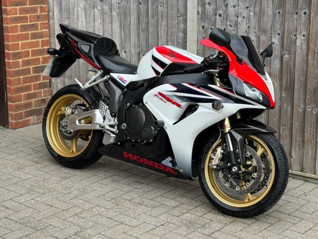 2007 Honda CBR 1000 RR FIREBLADE 2007 (57) HRC EDITION SUPER SPORT + NICE EXTRAS