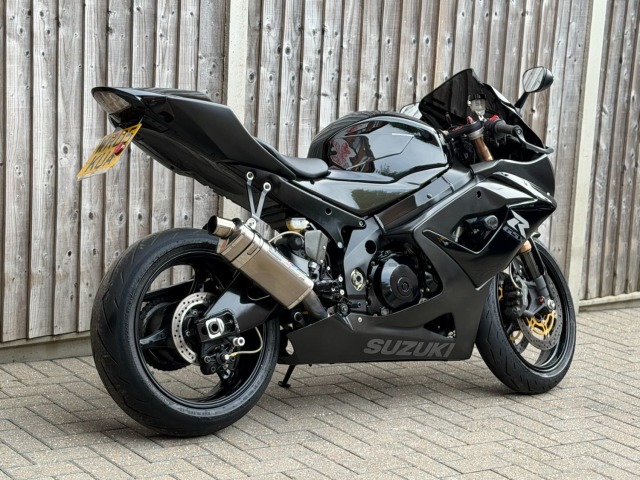 2005 Suzuki Gsx-r 1000 K5 STEALTH BLACK 2005 (05) SUPER SPORT + HUGE SPEC
